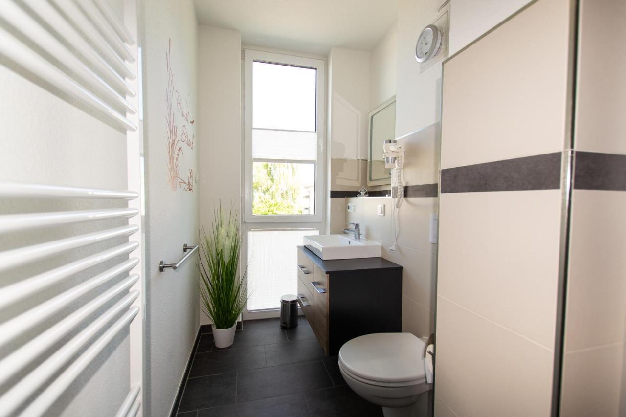Ferienwohnung Auszeit Glowe Bagian luar foto