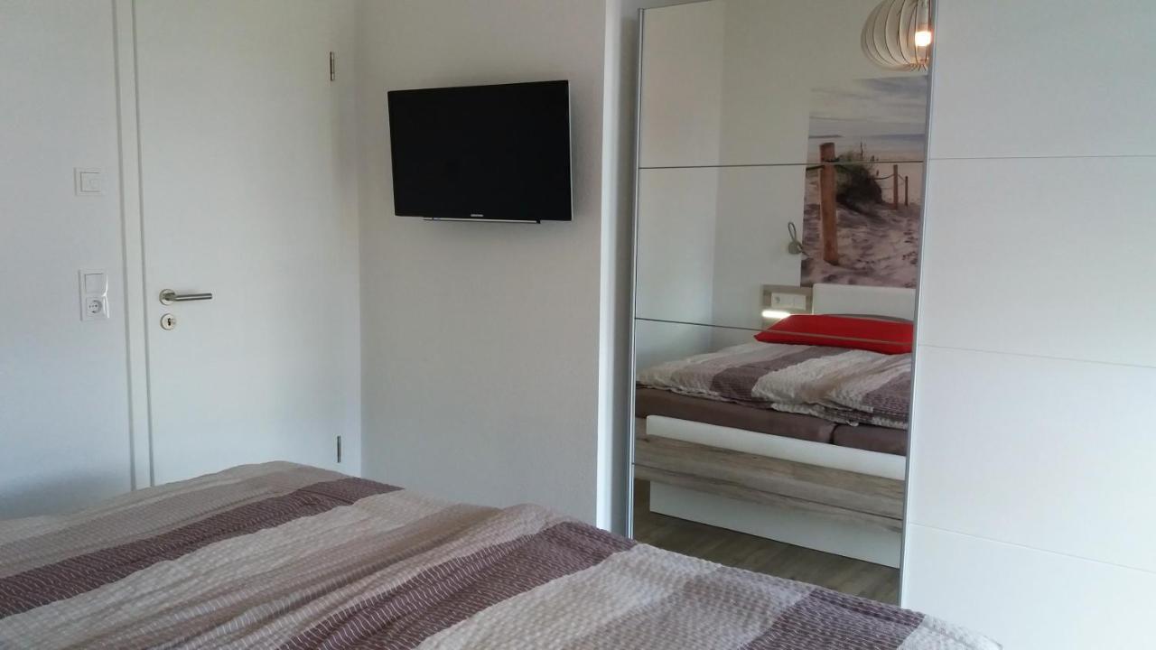 Ferienwohnung Auszeit Glowe Bagian luar foto